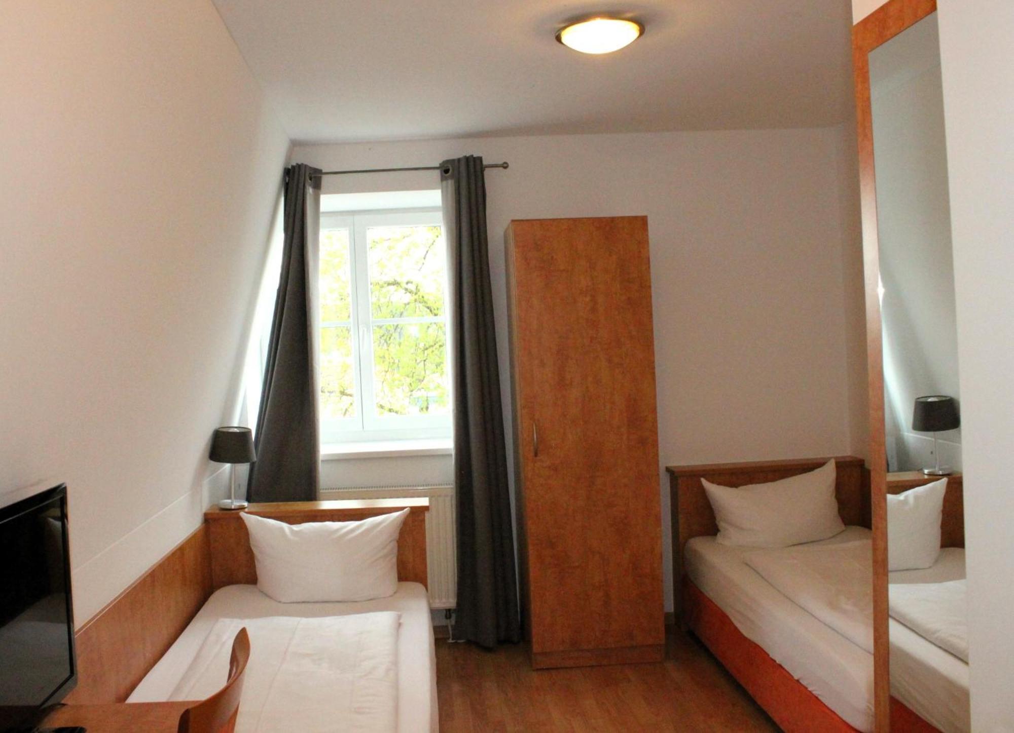 Hotel Waitzingers Ландсберг-на-Лехе Экстерьер фото